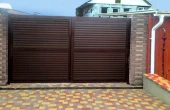 Распашные ворота из ламелей RH77